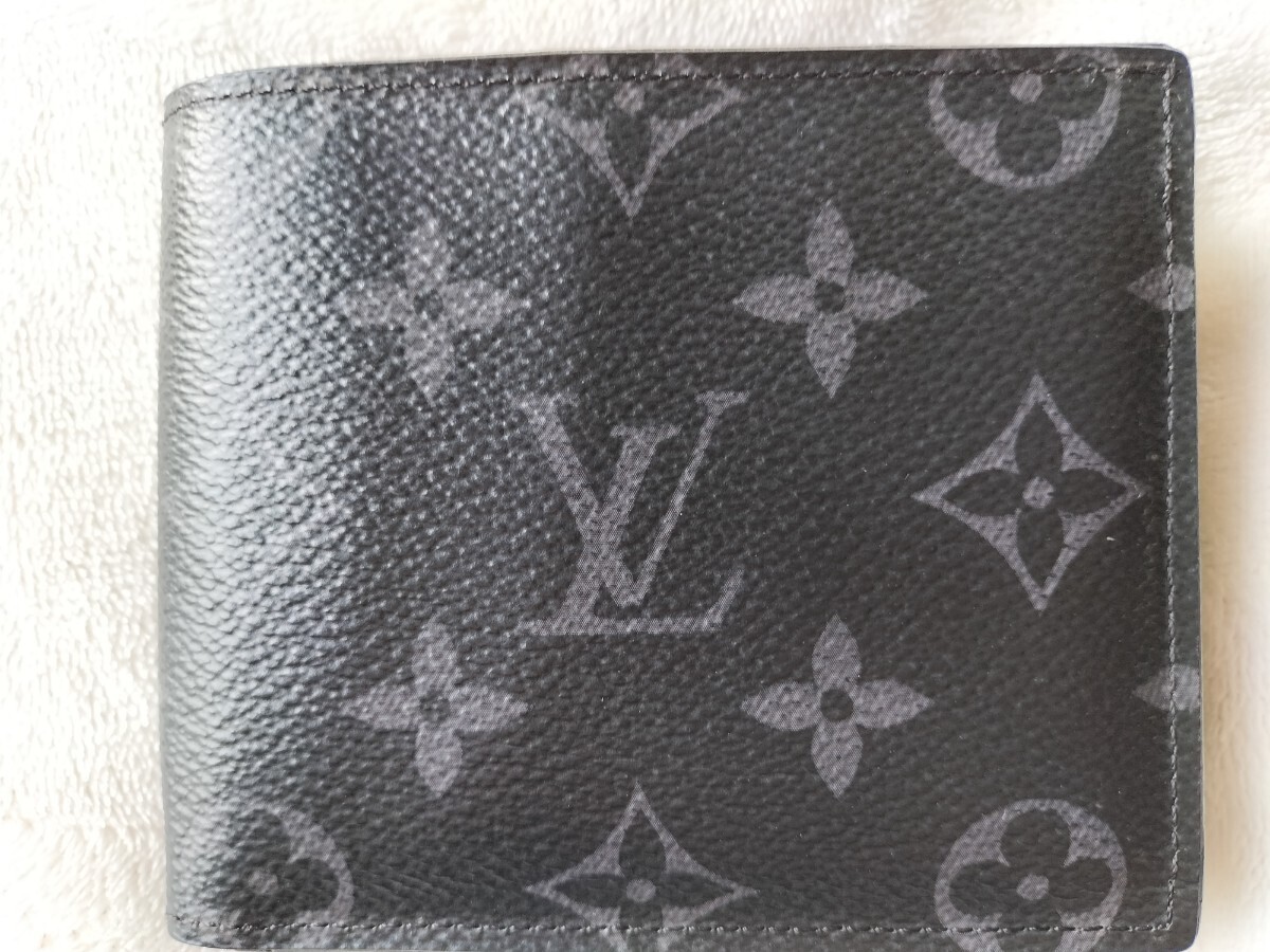 LOUIS VUITTON モノグラム 二つ折り財布 新型 美品の画像1