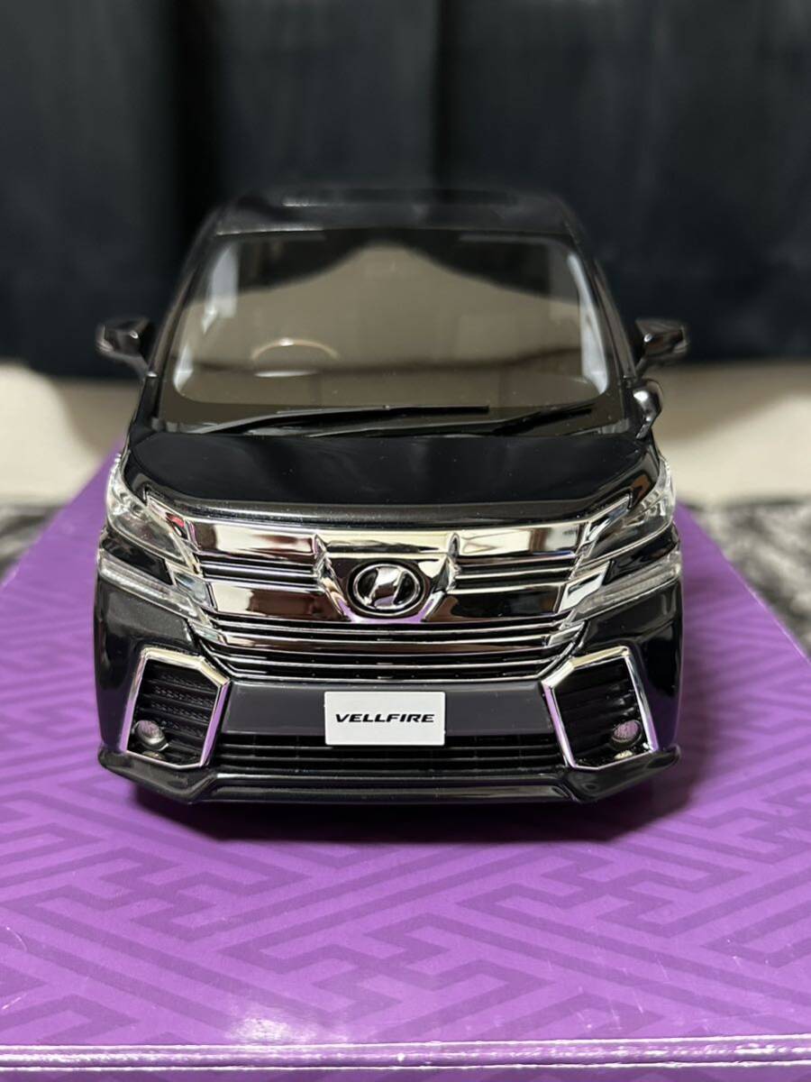 1/18 Kyosho Toyota Vellfire 