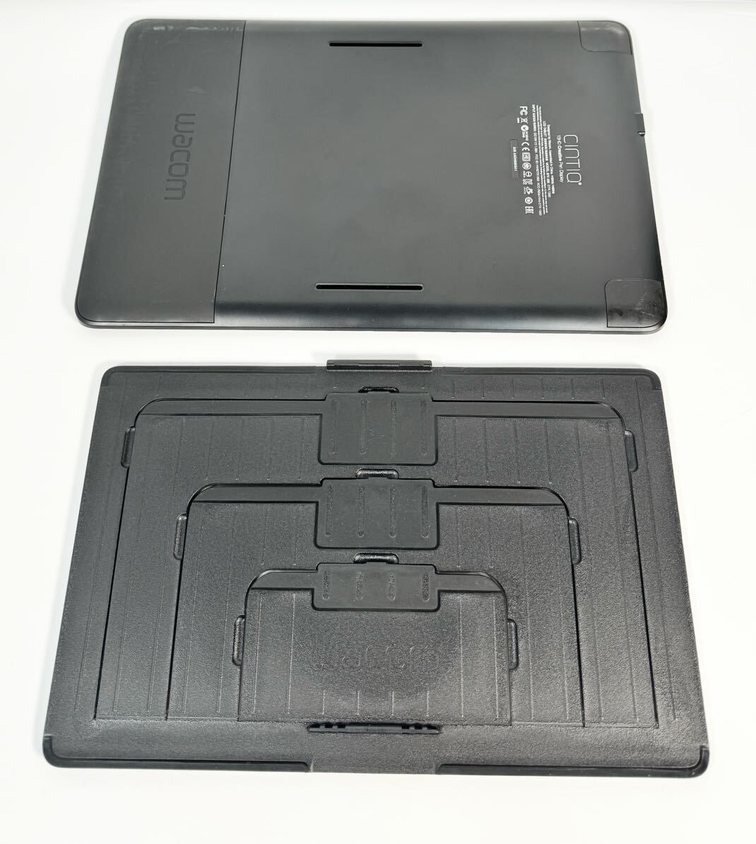 《付属品完備》Wacom Cintiq 13HD DTK-1300/K0 13.3型 フルHD 液晶ペンタブレット ワコム 液タブ の画像3