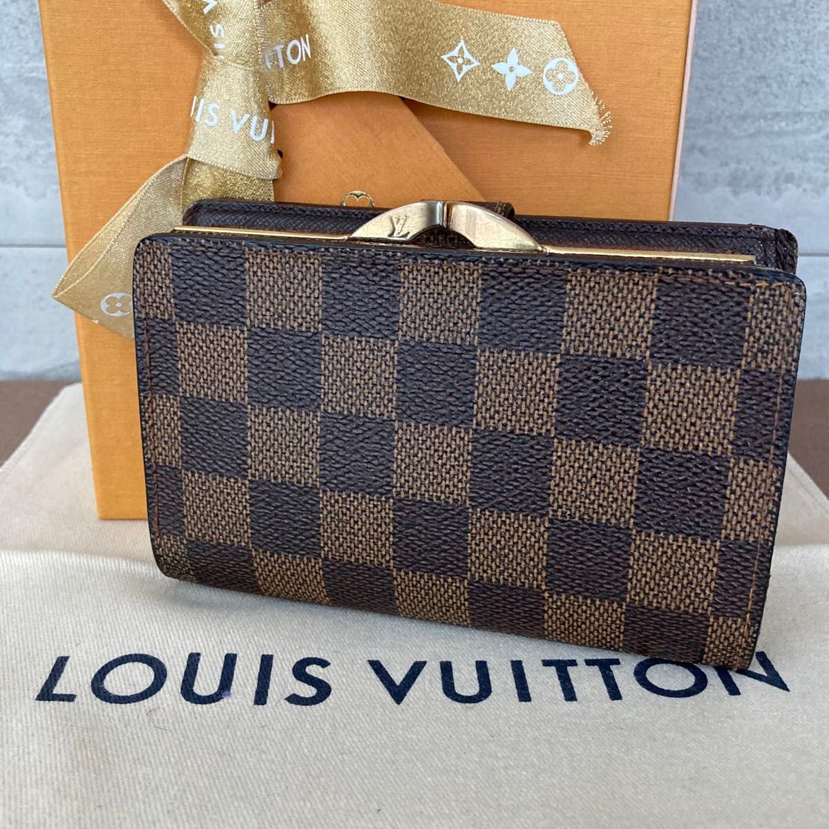 ルイヴィトン　ダミエ　がま口　ヴィエノワ　廃盤　コンパクト　折り財布　送料込 LOUIS VUITTON