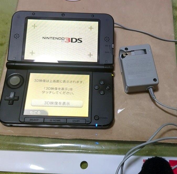ニンテンドー3DS NINTENDO ブルー&ブラック 初期化済 充電器 ニンテンドー3DS NINTENDO ブルー&ブラック 初期化済 充電器