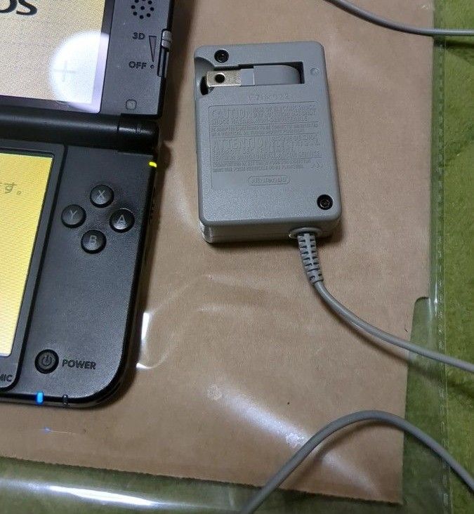 ニンテンドー3DS NINTENDO ブルー&ブラック 初期化済 充電器 ニンテンドー3DS NINTENDO ブルー&ブラック 初期化済 充電器