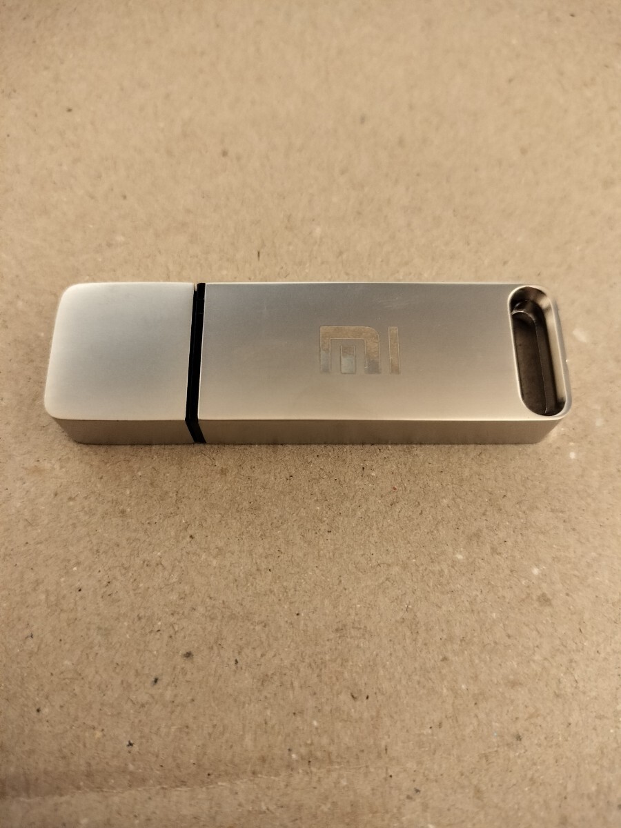2TB　(2000GB) 　USBメモリー　シルバー　キャップ付き USB メモリ キャップ式_画像4