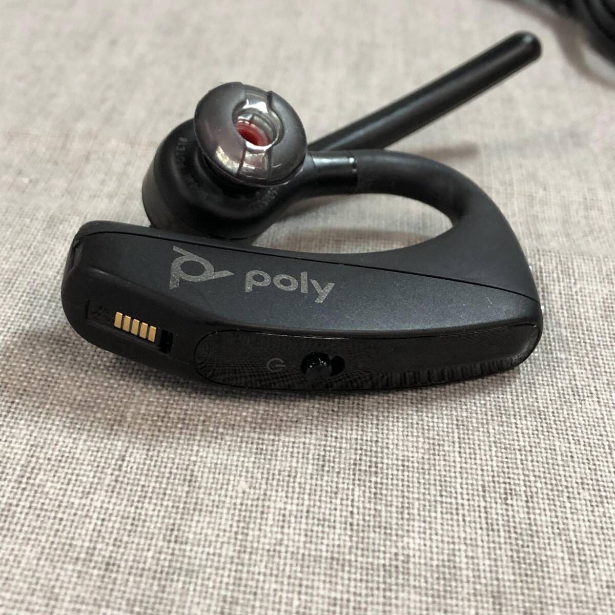 Poly Voyager 5200 Bluetooth ワイヤレスヘッドセット 片耳 モノラルイヤホンタイプ の画像4