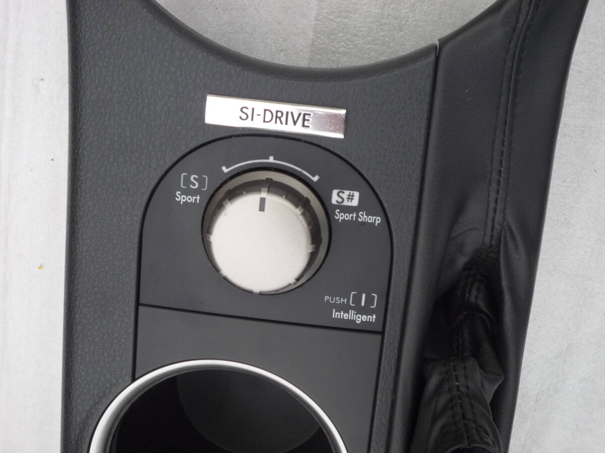 スバル レガシィ(BP5/BL5) GT センターコンソール！ SI-DRIVE 後席カップホルダー付き 希少_画像2