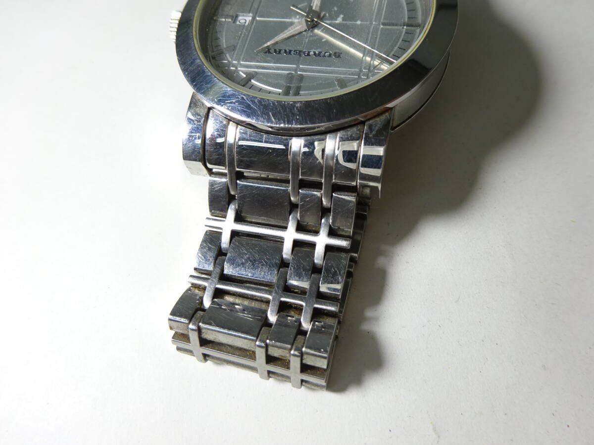 京都６★ BURBERRY バーバリー 腕時計 BU1350 50/M 165FEET 元箱 メンズ シルバー 動作未確認の画像7
