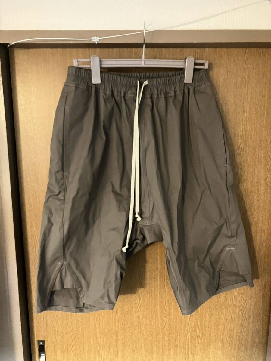 新品】RICK OWENS ショートパンツ バスケット グレー 50 Lサイズ 新品】RICK OWENS ショートパンツ バスケット グレー 50 Lサイズ