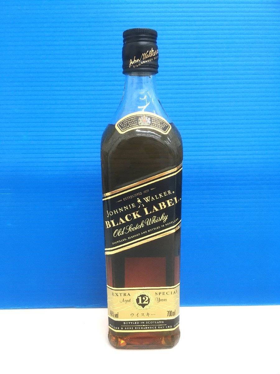 aet2483 【送料無料・未開栓】 ジョニーウォーカー JOHNNIE WALKER ブラックラベル BLACK LABEL 12年 EXTRA SPECIAL 黒キャップ 700ml 40%の画像2