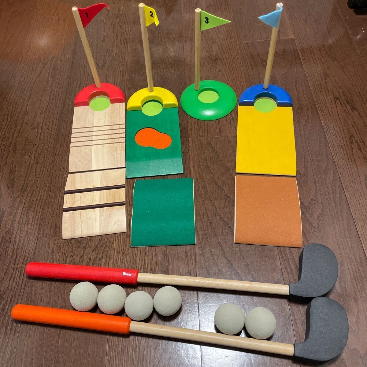 ボイラ VOILA ゴルフセット S913B 木製おもちゃ　室内用　知育玩具　【送料無料】_画像2