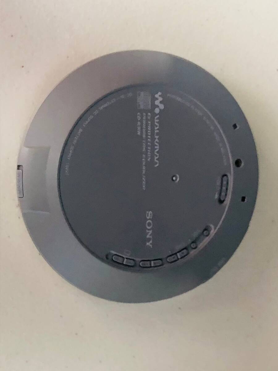 846A ジャンク品 SONY ソニー WALKMAN CDウォークマン D-NE730 MP3対応の画像3