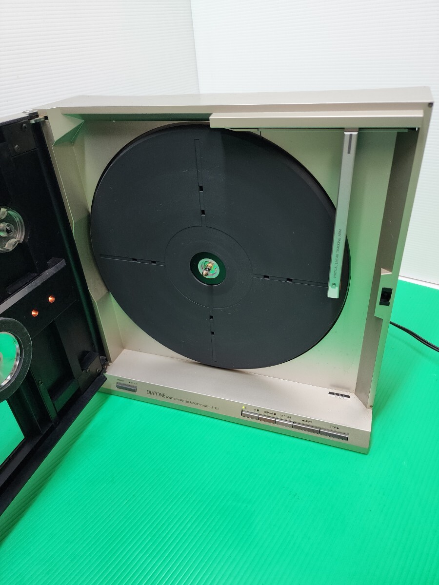  worth seeing!! DIATONE Diatone LT-10V vertical record player junk cheap selling out 