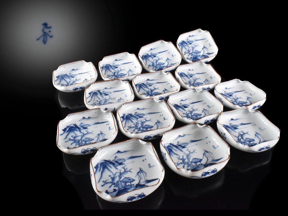 [.]. название дом поручение товар Kutani белый фарфор с синим рисунком гора .. вода . есть .. тарелка 14 покупатель диаметр 14.5cm старый художественное изделие ( кулинария . камень инструмент старый художественное изделие )AY155 OTkmju