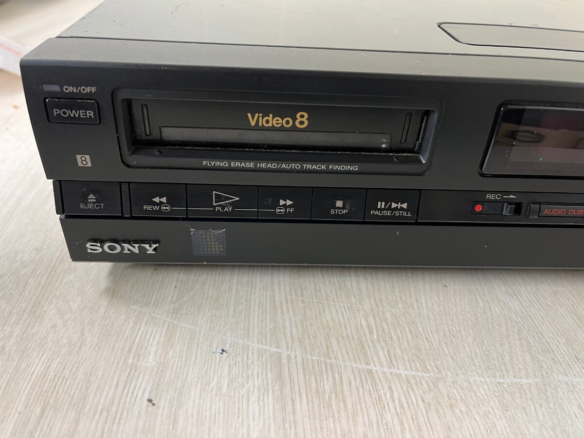 【②-D3 】 SONY ソニー ビデオカセットレコーダー デッキ EV-S350 オーディオ ビデオ8の画像2