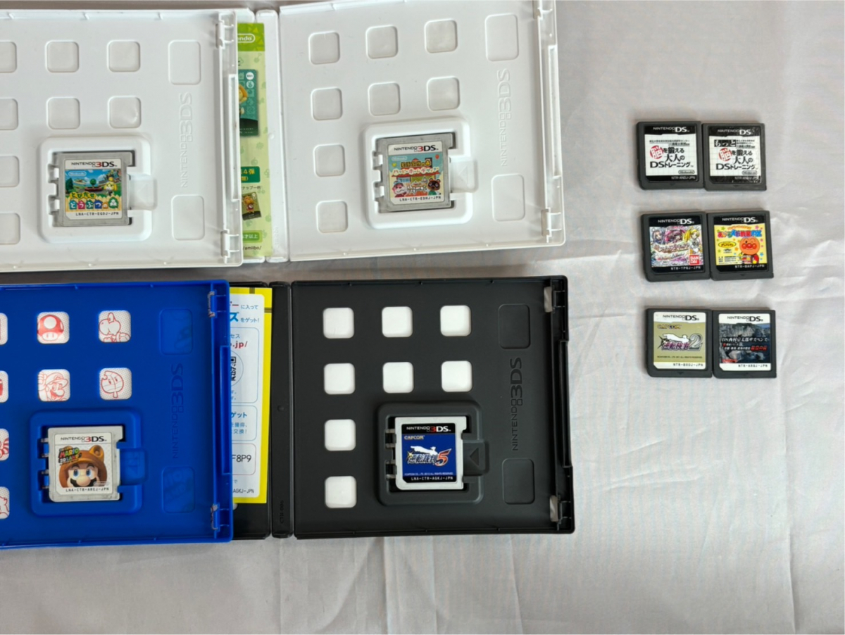 10215-2-UF10-Nintendo-3DS LL DSi-通電動作確認済 ソフト10本付 逆転裁判 どうぶつの森 マリオの画像8