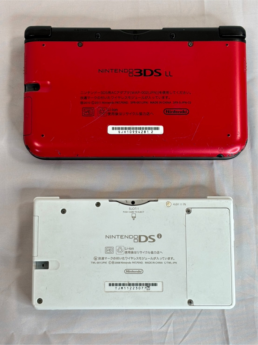 10215-2-UF10-Nintendo-3DS LL DSi-通電動作確認済 ソフト10本付 逆転裁判 どうぶつの森 マリオの画像4