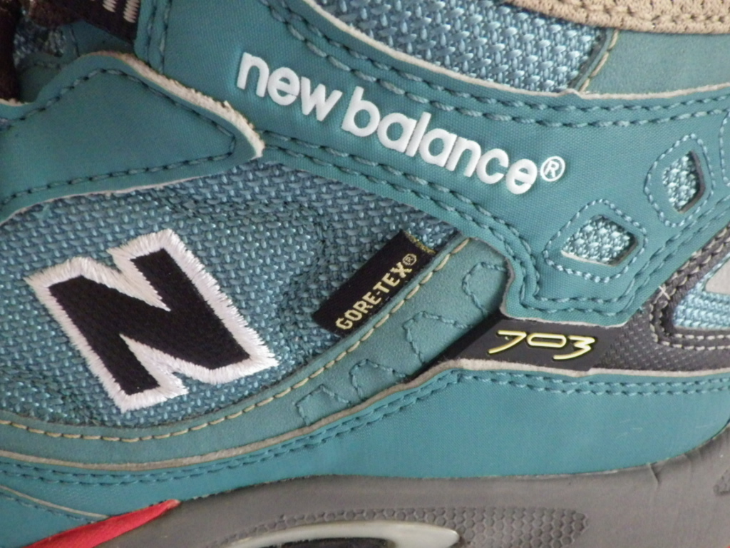  beautiful goods! New balance. trekking shoes 703 Gore-Tex lining . color ... feeling 