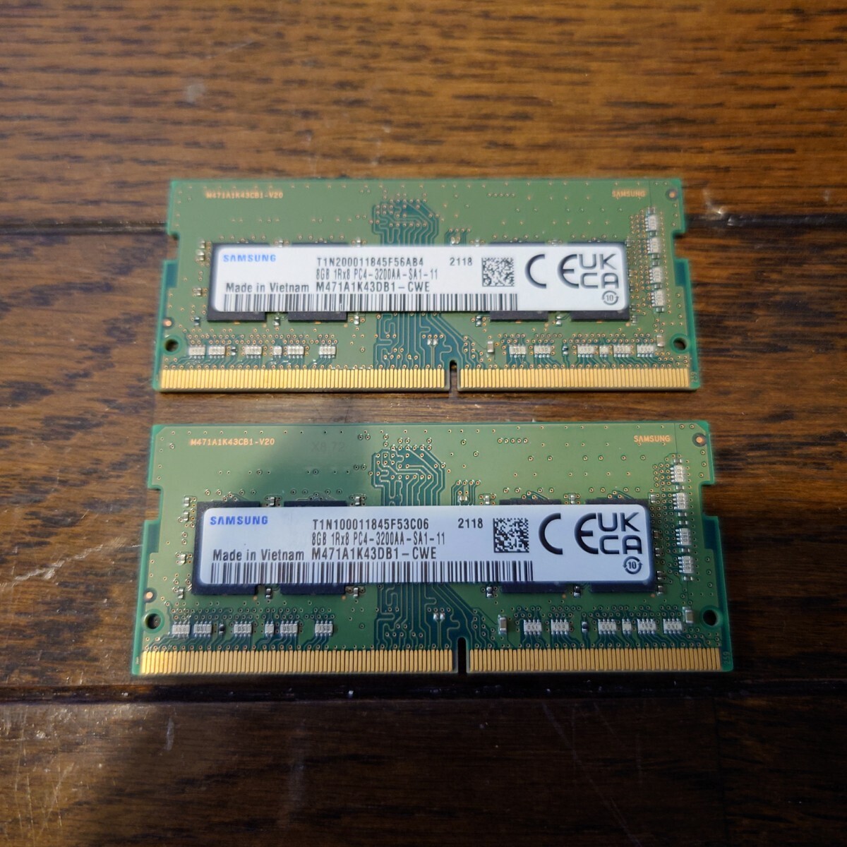 SAMSUNG 8GB×2枚 DDR4 3200MHz PC4-25600 1.2V 1Rx8 260PIN SODIMM ノートパソコン用メモリ 中古 動作品 合計16GBの画像1