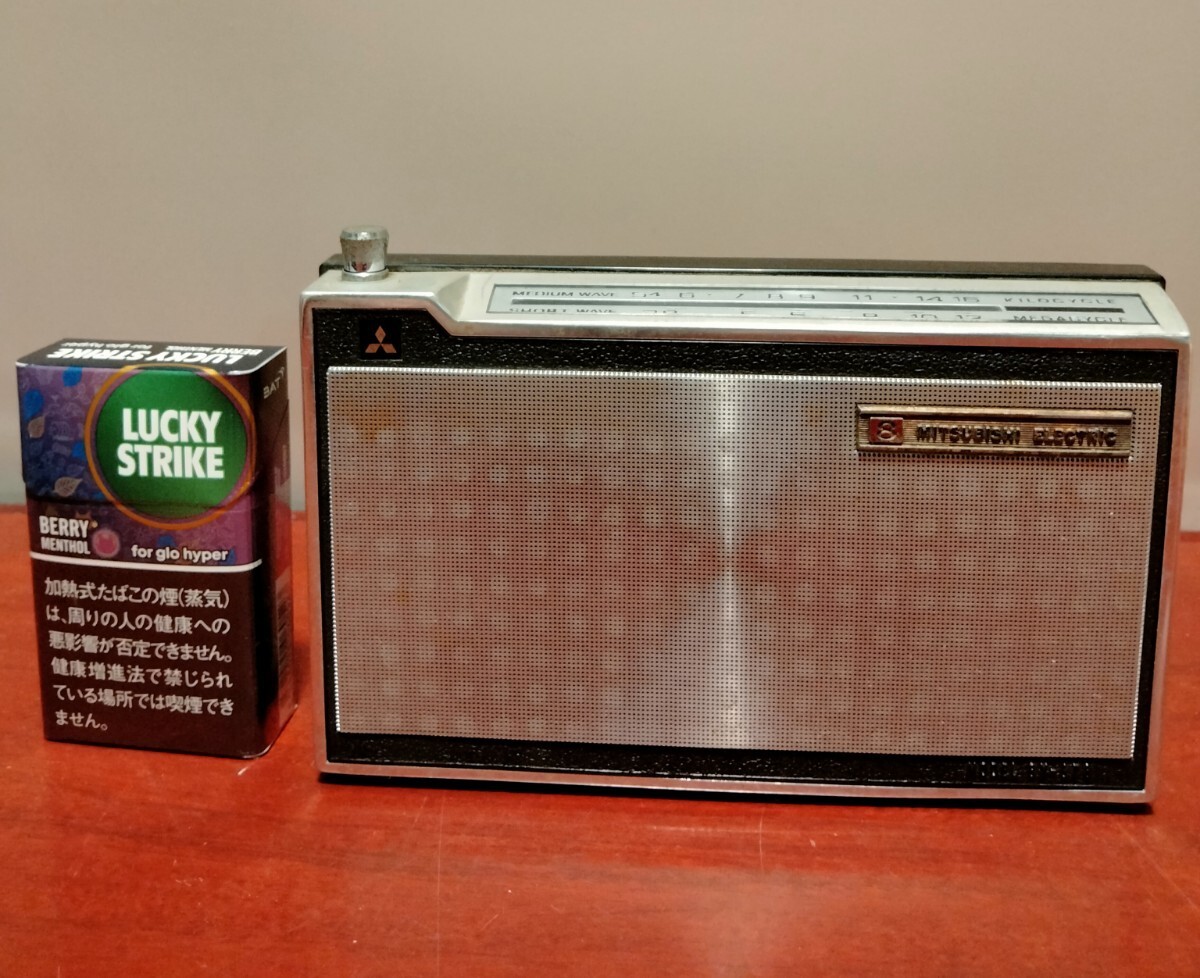 三菱の古い トランジスタラジオの画像2