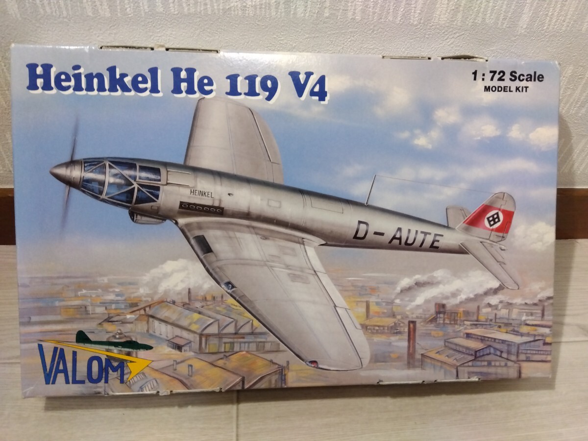 【F631】【未組立】 1/72 VALOM ハインケル He119V4 試作偵察爆撃機 ドイツ空軍　_画像2