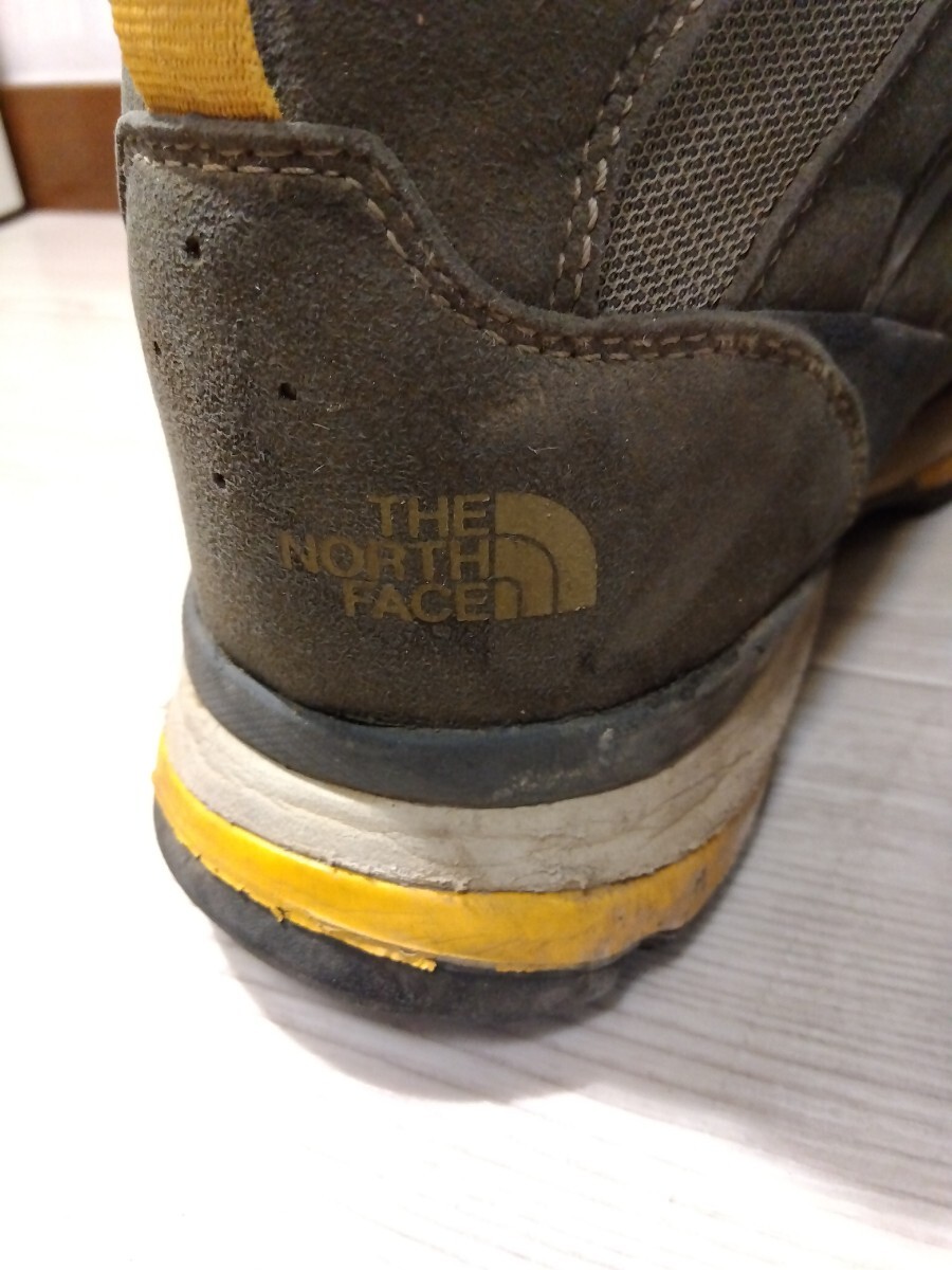 【F402】 THE NORTH FACE ノースフェイス GORE-TEX トレッキングブーツ vibram 28.0cm A4YN トレッキング シューズ 登山靴_画像3