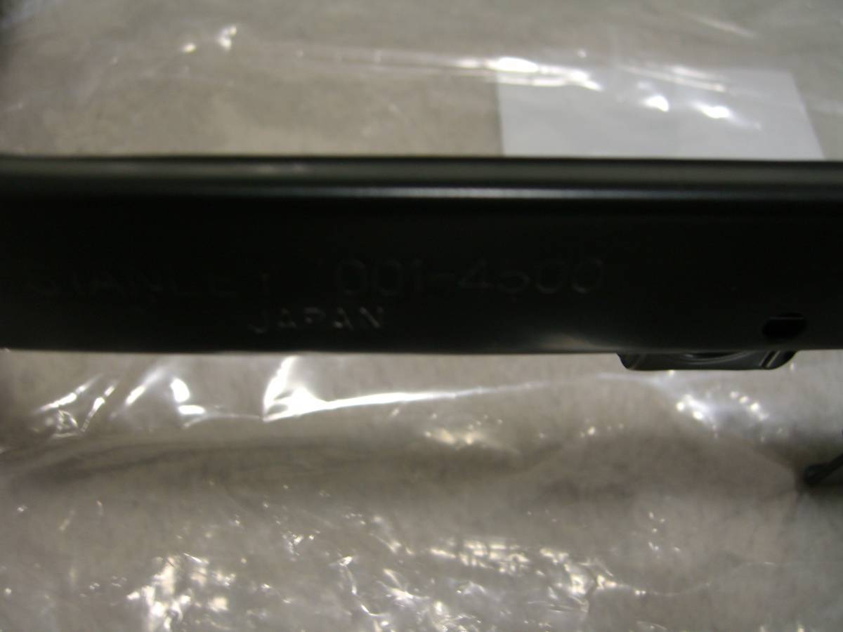 GPZ900R ライトリム 新品未使用品 実績多数 純正 ライトリム 一式（光軸調整ねじもセット）  ninja ニンジャ GPZ750R 未開封匿名配送 の画像3