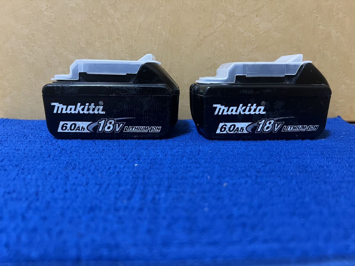 マキタ Makita 純正 2個 Li-ion バッテリー BL1860B 6.0Ah 18V マキタバッテリーマキタインパクトドライバー 動作品 美品:の画像2