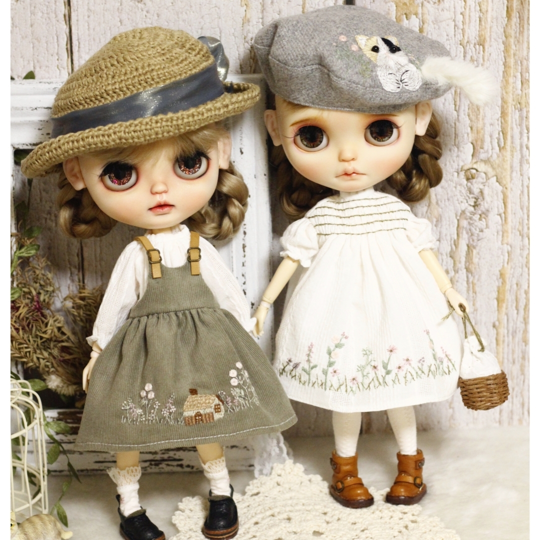 ★Blythe outfit★　猫の刺繍帽子、ドレス１６点セット　ブライス洋服 159_画像1