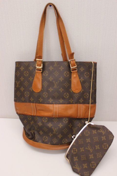 ○LOUISVUITTON/ルイヴィトン T42236 モノグラム バケットGM 本物保証・ジャンク扱い・現状渡し USA限定の画像1