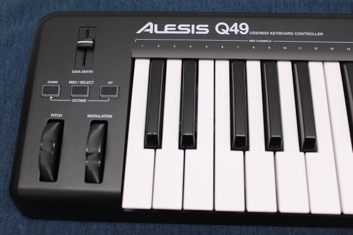 0Alesis MIDI клавиатура USB контроллер Q49 2021 год производства [ гарантия работы лот ]49 ключ музыка сборный 