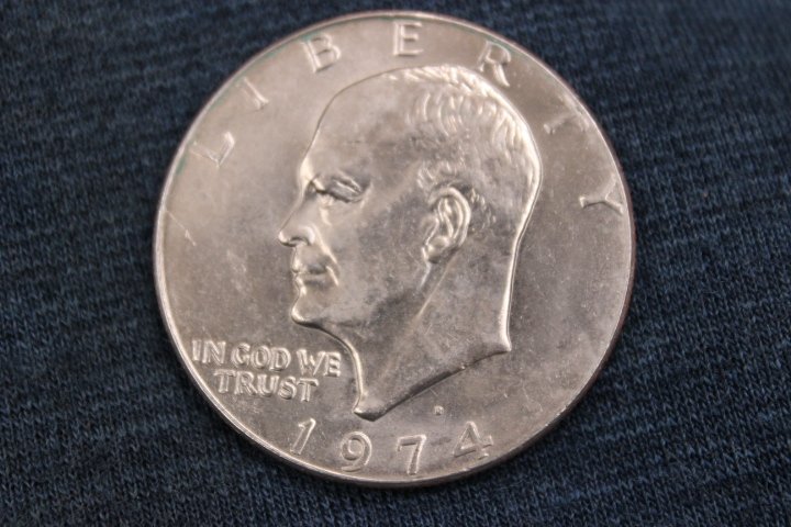 ○コイン(3）アメリカ アイゼンハワー 1ドル銀貨 3枚セット　1974年 重量約22.5g 直径 約38mm　LIBERTY_画像2