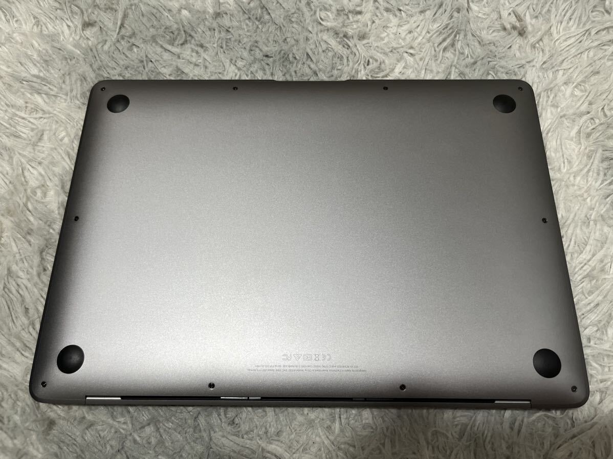 MacBook Air スペースグレイ ［MVFJ2J/A］ 2019モデルの画像2