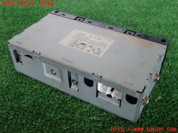 2UPJ-98866470]ランクル80系(HDJ81V)ラジオ (86120-2B520) 中古の画像2