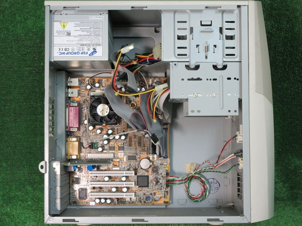 [3755] iiyama M500JS4 Celeron 500MHz（と思われる？） メモリ64MB CD-ROM 通電不可 ジャンクの画像4