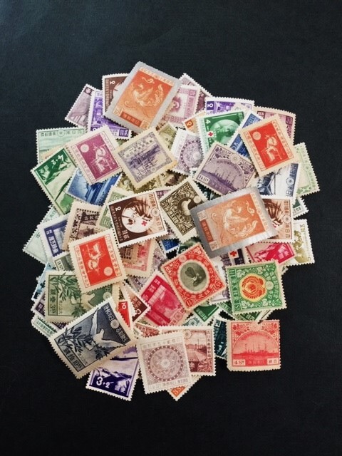 戦前記念切手 未使用ロット 100枚以上 1915年～1944年発行 の画像1