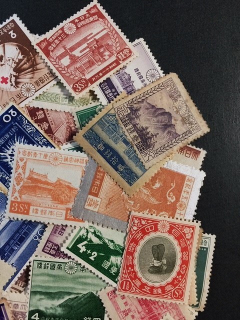 戦前記念切手　未使用ロット　100枚以上　1915年～1944年発行　_画像2
