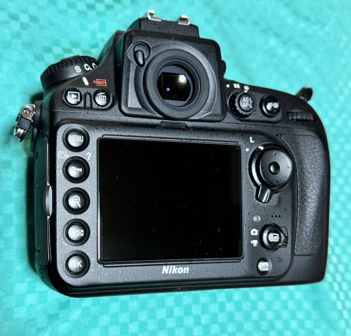 Nikon D800 ボディ ショット数2,825の画像5
