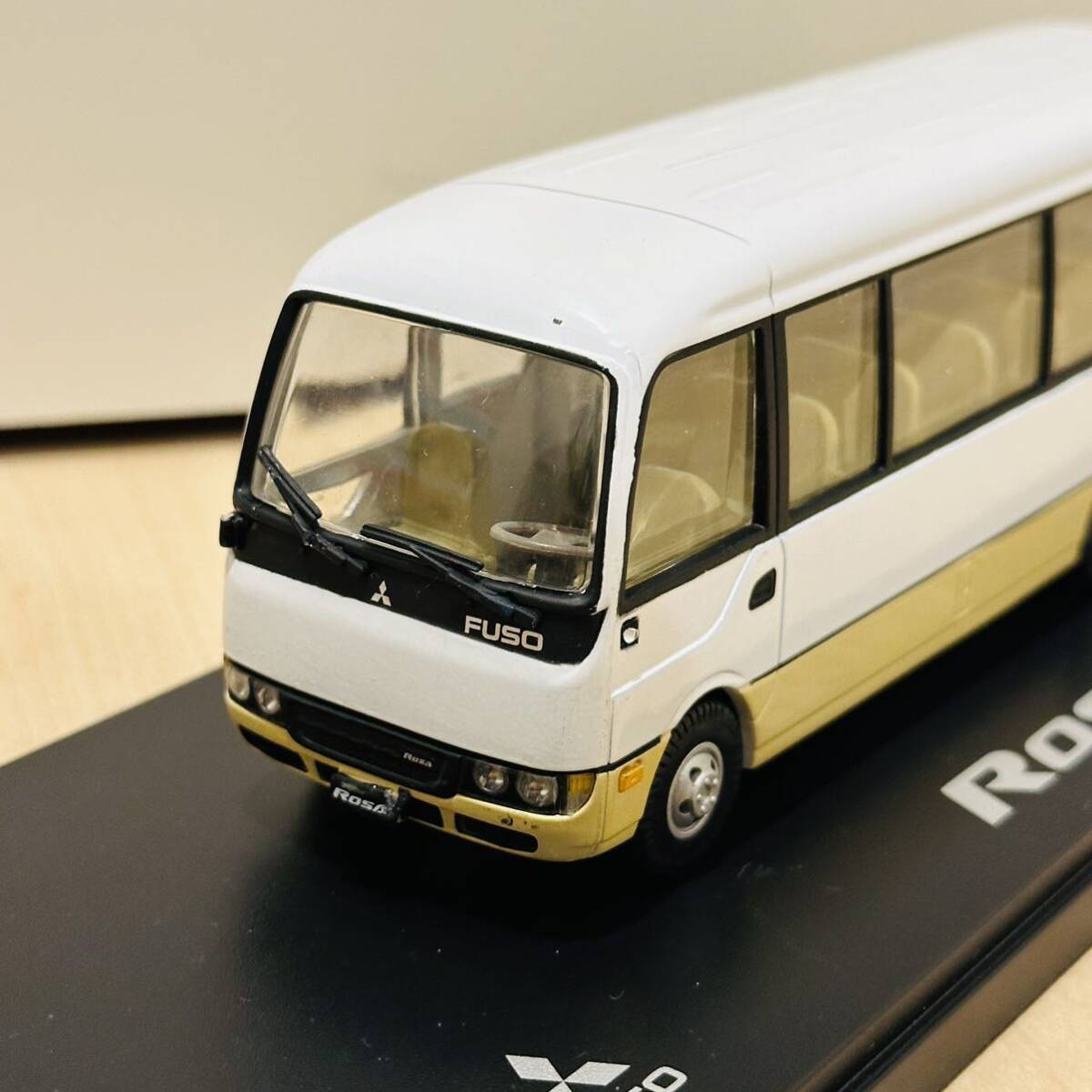 非売品 1/43 三菱ふそう FUSO 小型バス ローザ ROSA 海外仕様 ジャンクの画像3