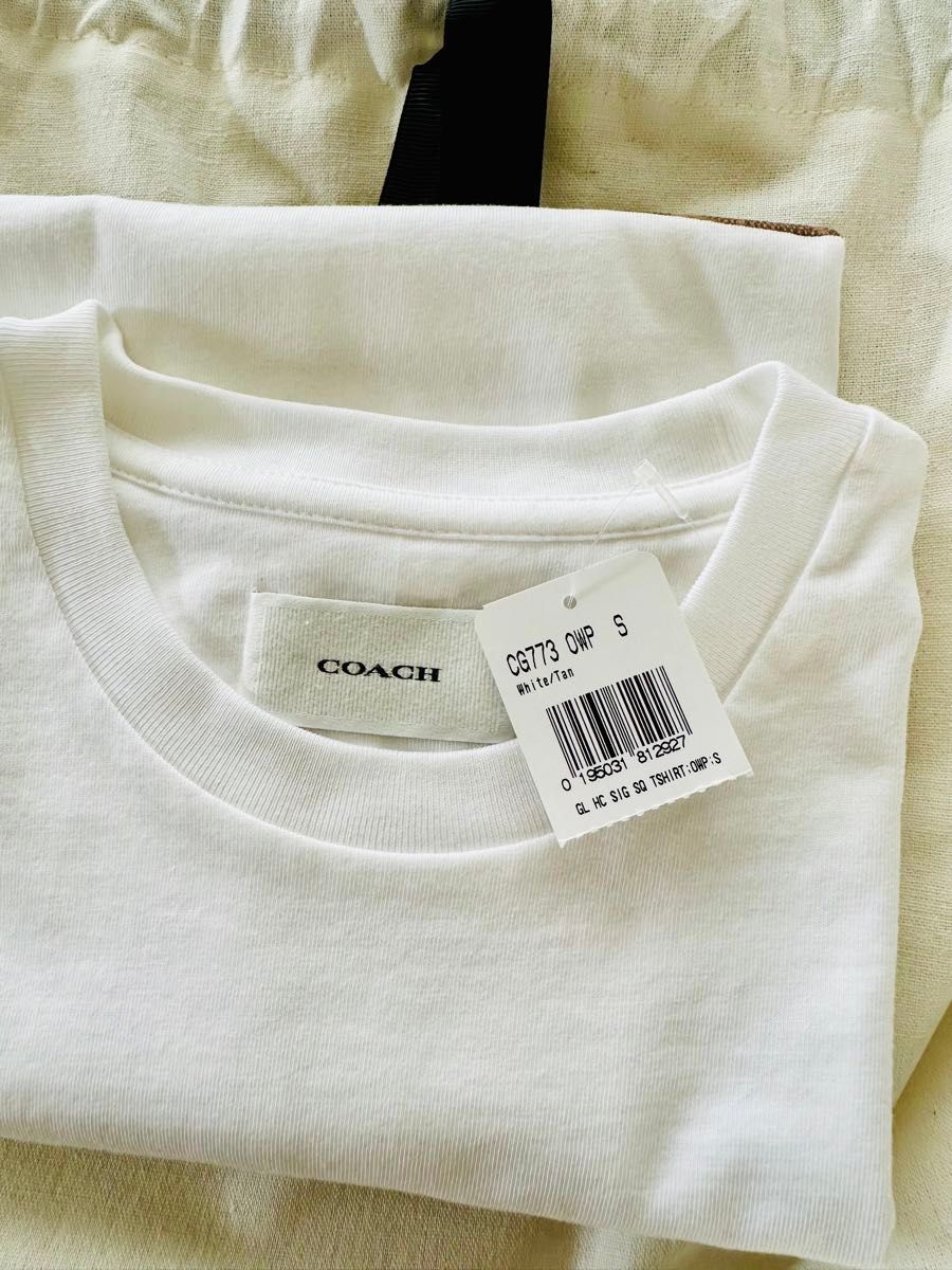 1978 新品　COACH シグネチャー　ホースアンドキャリッジ　 Tシャツ ホワイト　レディース S オーガニックコットン