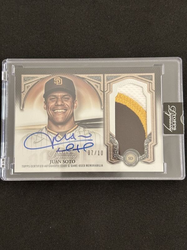 2023 Topps Dynasty Baseball Juan Soto Patch Auto /10の画像1