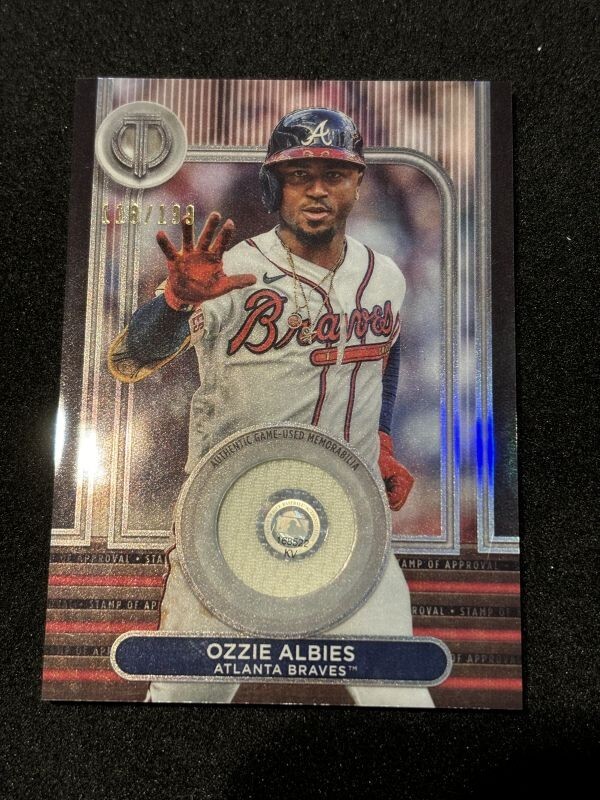 2024 Topps Tribute Baseball Ozzie Albies Stamp Relic /199の画像1