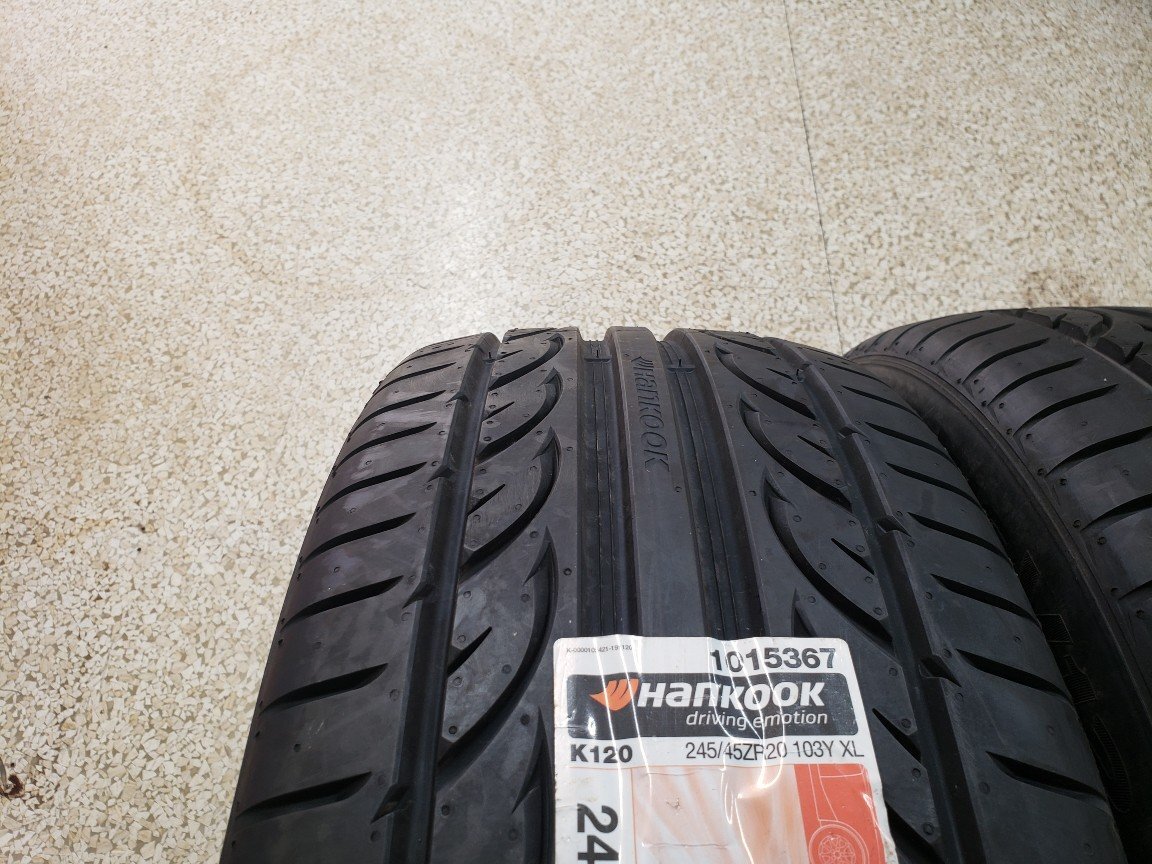 ◎超特価新品245/45R20 長期在庫品 屋内保管 Hankook Ventus V12Evo2 K120 245/45-20 245/45/20 アルファード ヴェルファイアの画像4