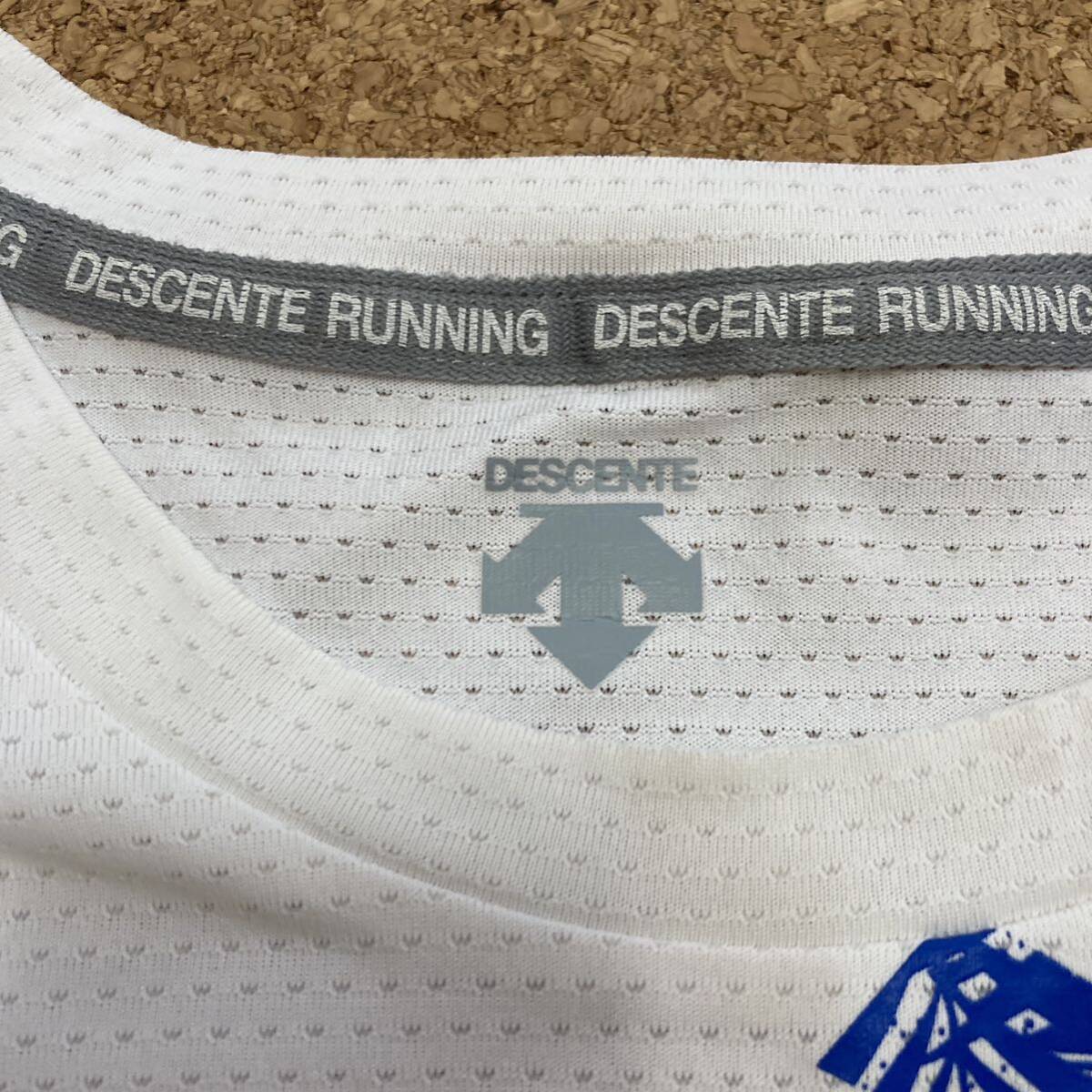 デサント DESCENTE ランニングシャツ Tシャツmovesport Mサイズ メンズ 白 ランニング マラソンジム トレーニング半袖 カットソー ホワイト_画像3
