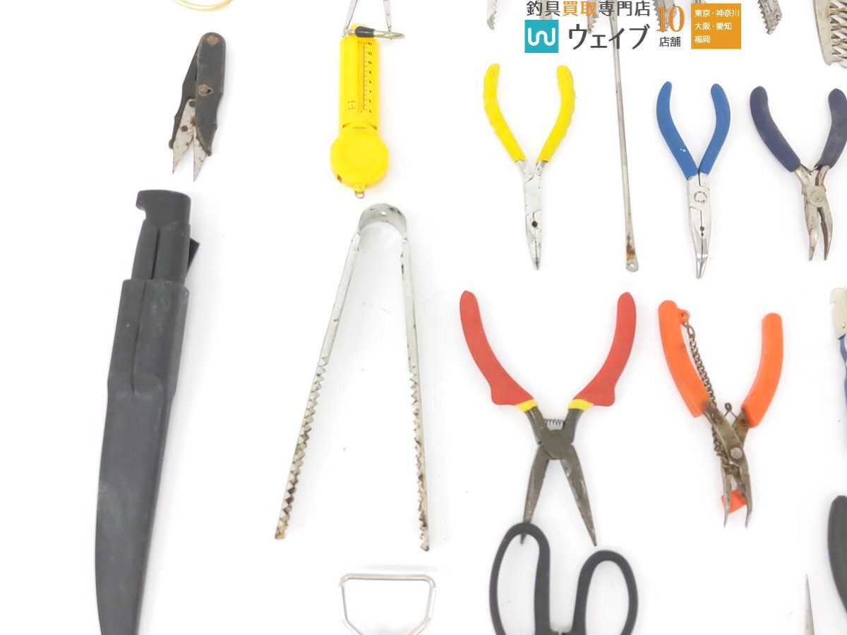  Daiwa lure catcher etc. plier tool small articles total 70 point fishing supplies set junk 