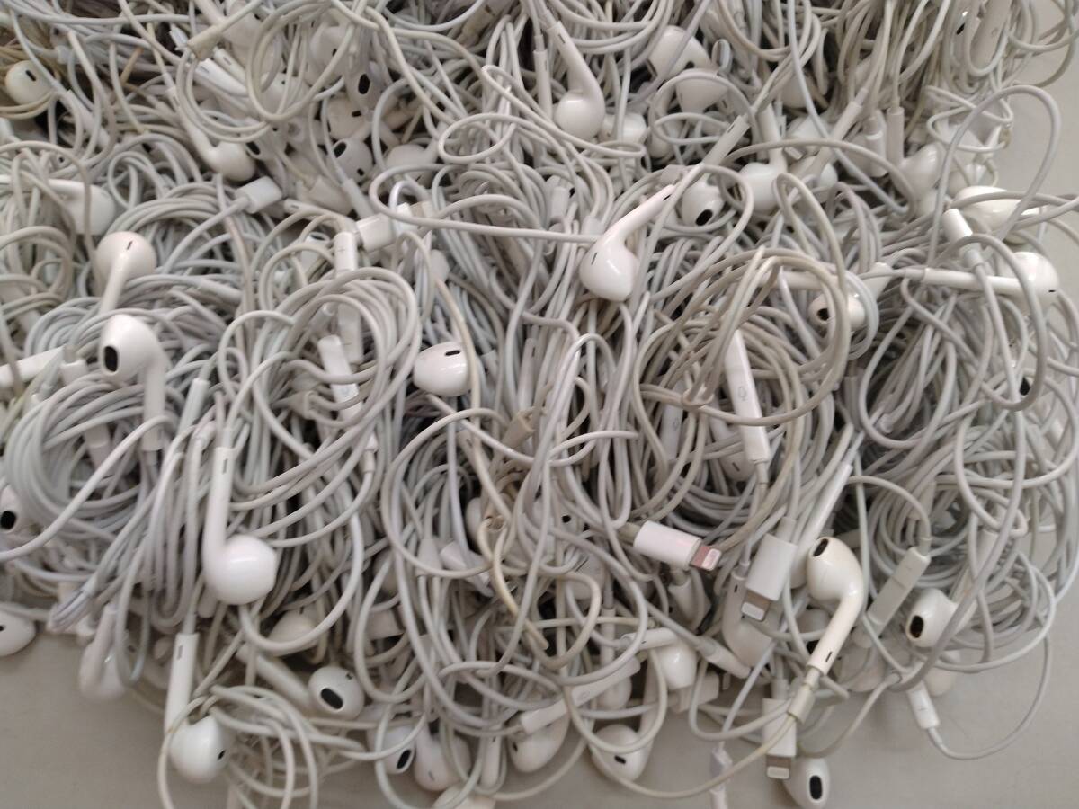 ■純正 Apple アップル EarPods with Lightning Connector ライトニング 対応 イヤホン 大量 100本セット iPhone イヤーポッズ Cの画像5