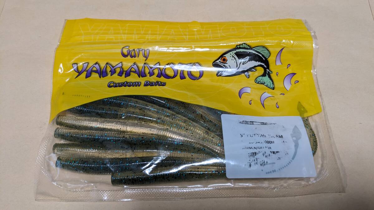  Gary Yamamoto ゲーリーヤマモト CUTTAIL WORM カットテールワーム  5インチ  ウォーターメロンギルクリアー 10本 の画像1