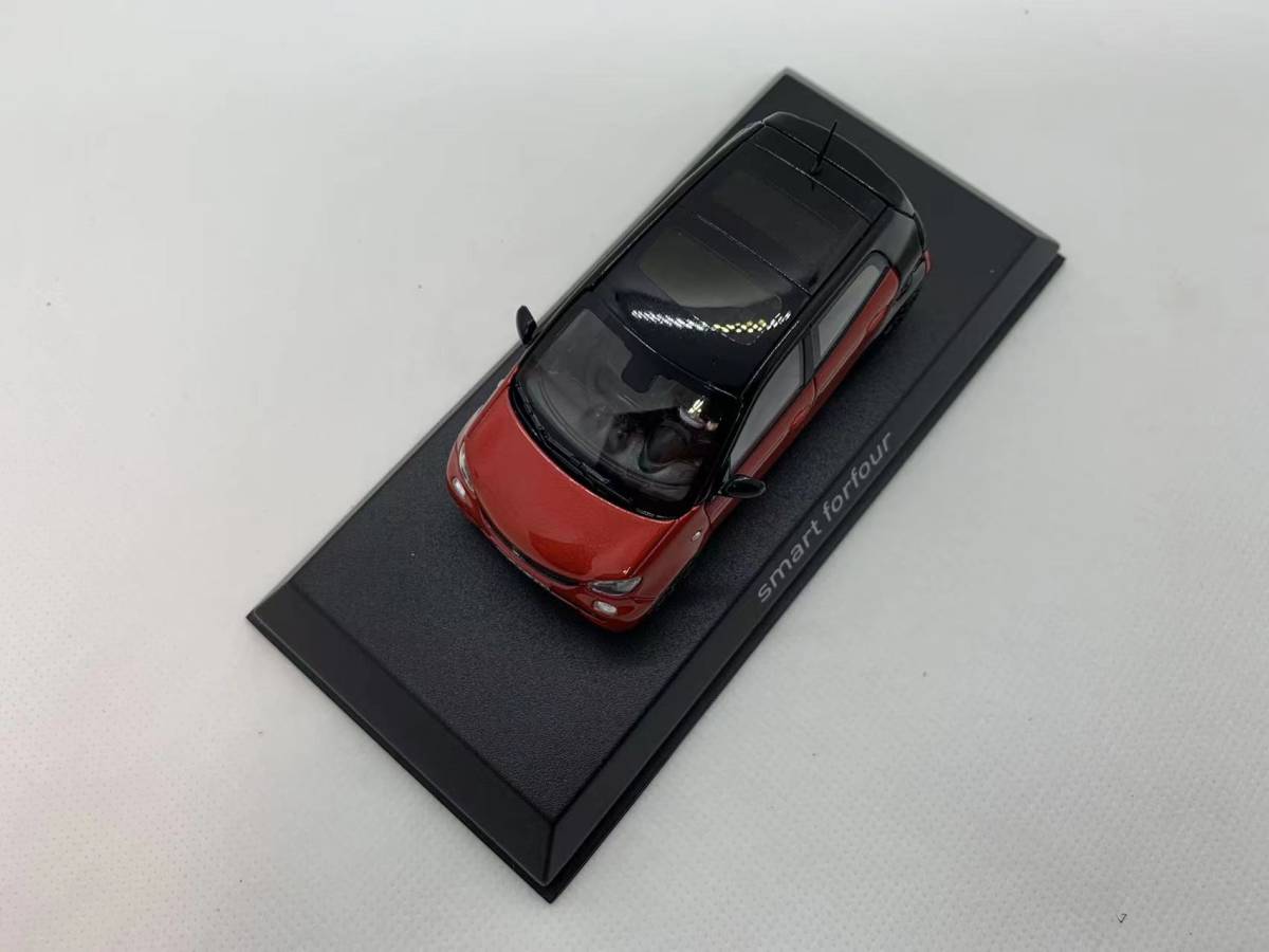 ノレブ 1/43 メルセデスベンツ NOREV Mercedes-Benz smart forfour 2015 Black＆Red J04-04-041-3の画像6