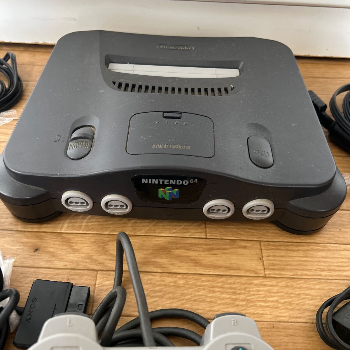 【中古】ゲーム NINTENDO 64 本体 NUS-001 コントローラー の画像2