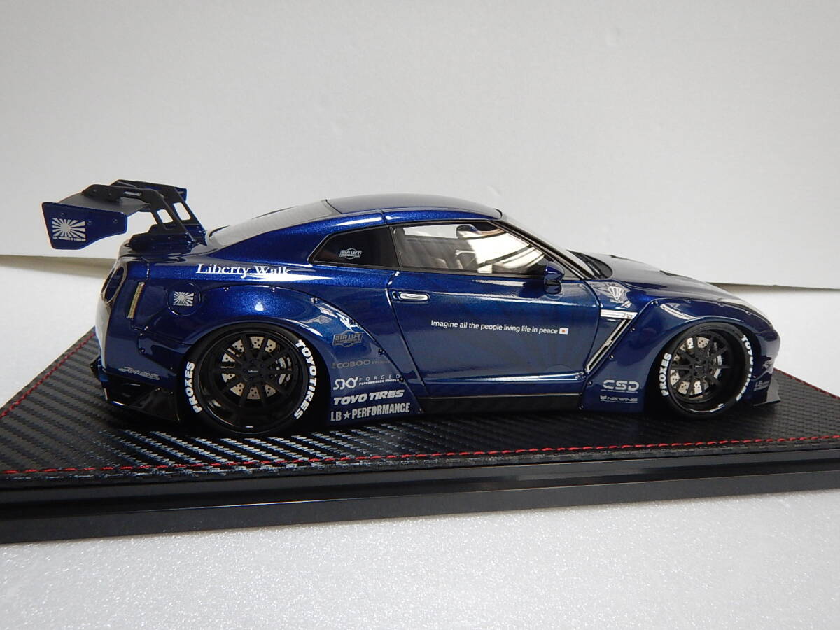 ignition model 1/18 LB-WORKS GT-R （R35）Blue Metallic 0690の画像1