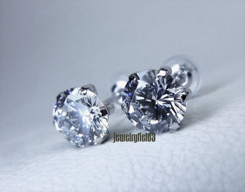 ★高品位な輝き★ 高純度プラチナ900製＊2.36ct＊ダイヤモンド＊ Pt900ピアス ＊あると便利な定番アイテム6本爪一粒ピアス＊新品＊の画像4