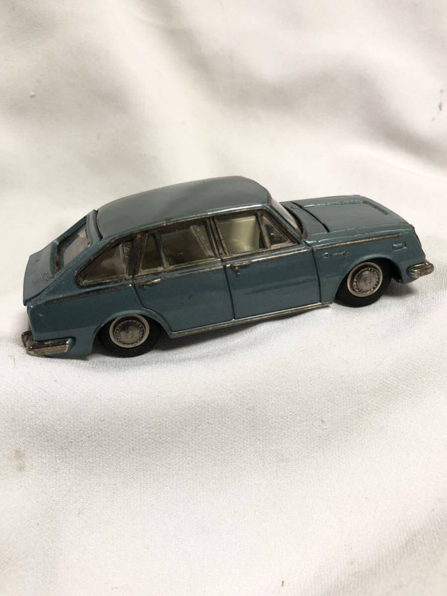 39☆当時物レトロ絶版 ヨネザワDIAPETダイヤペット No.D-146トヨペット　コロナ5DRセダンTOYOPET CORONAヴィンテージ ミニカー 玩具金属製_画像3